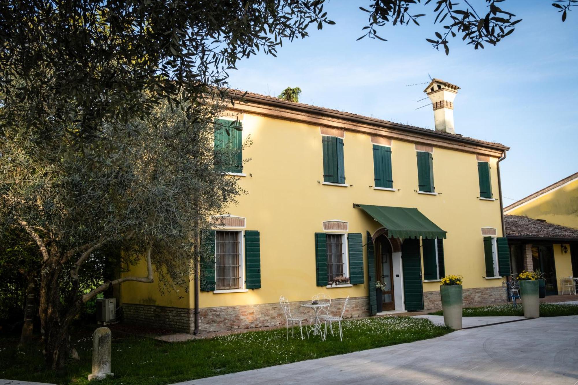 Agriturismo Corte Capiluppia Curtatone Luaran gambar